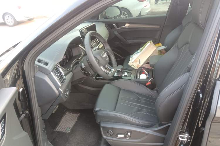 Used Audi Q5L 2024 45 TFSI Luxury Dynamic Model Left Front Seat