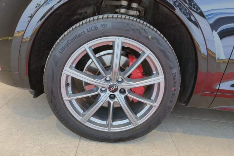Used Audi Q5L 2024 40 TFSI Luxury Dynamic Edition Left Front Wheel Hub