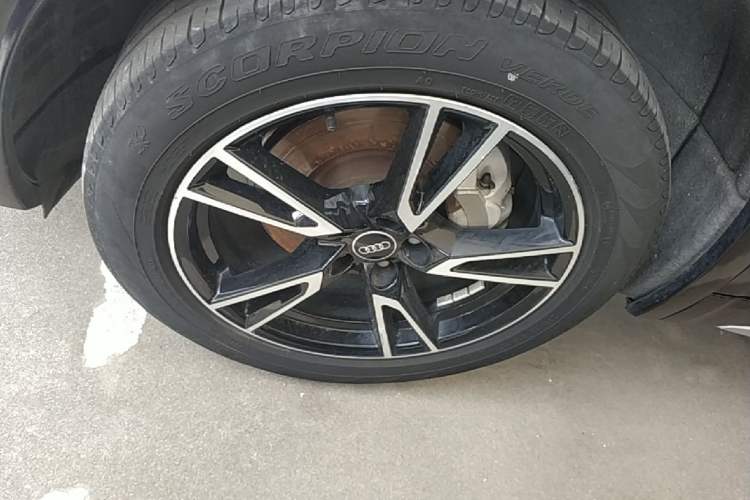 Used Audi Q5L 2024 40 TFSI Fashion Dynamic Model Left Front Wheel Hub