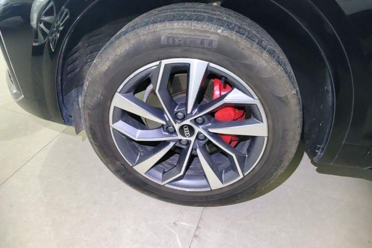 Used Audi Q5L 2024 40 TFSI Luxury Dynamic Edition Left Front Wheel Hub