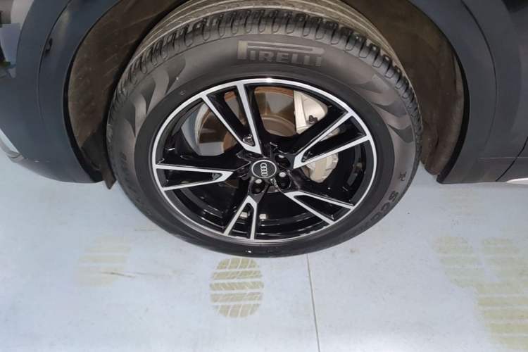 Used Audi Q5L 2024 40 TFSI Fashion Dynamic Model Left Front Wheel Hub