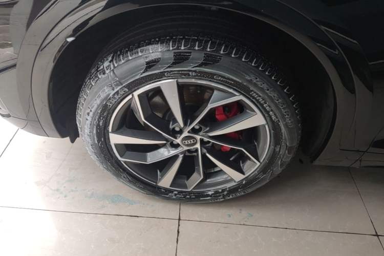 Used Audi Q5L 2024 40 TFSI Luxury Dynamic Edition Left Front Wheel Hub
