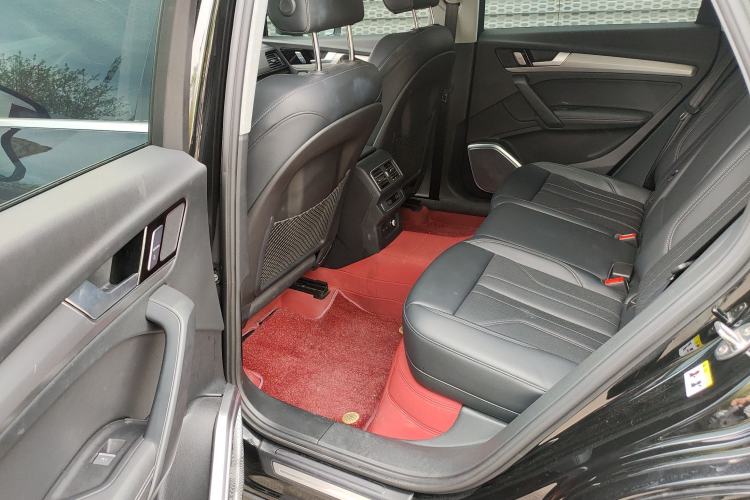 Used Audi Q5L 2024 40 TFSI Fashion Dynamic Model Left Rear Seat