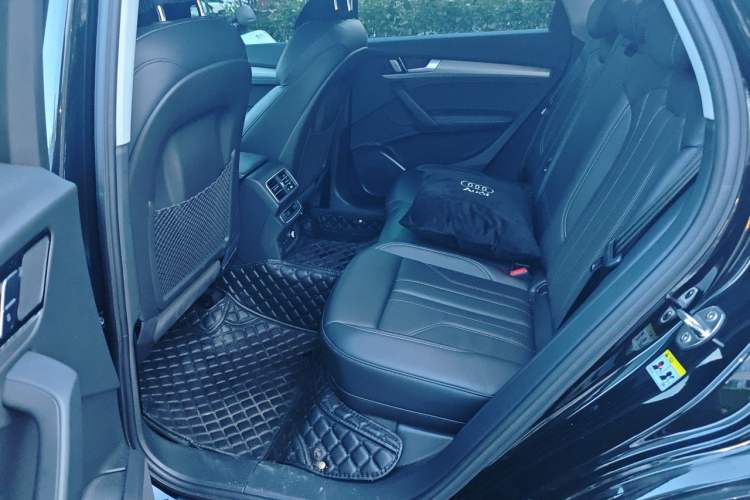 Used Audi Q5L 2024 40 TFSI Fashion Dynamic Model Left Rear Seat