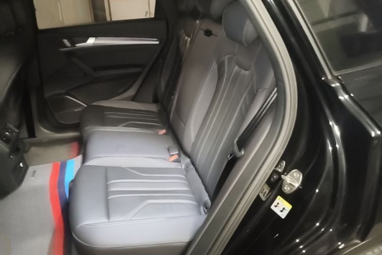 Used Audi Q5L 2024 45 TFSI Luxury Dynamic Model Left Rear Seat