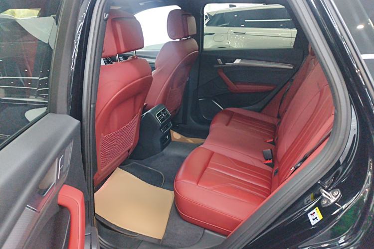 Used Audi Q5L 2024 40 TFSI Luxury Dynamic Edition Left Rear Seat