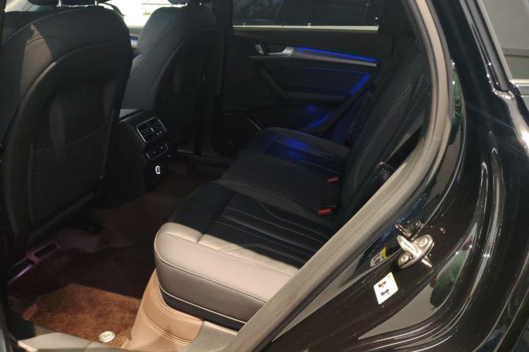 Used Audi Q5L 2024 40 TFSI Luxury Dynamic Edition Left Rear Seat