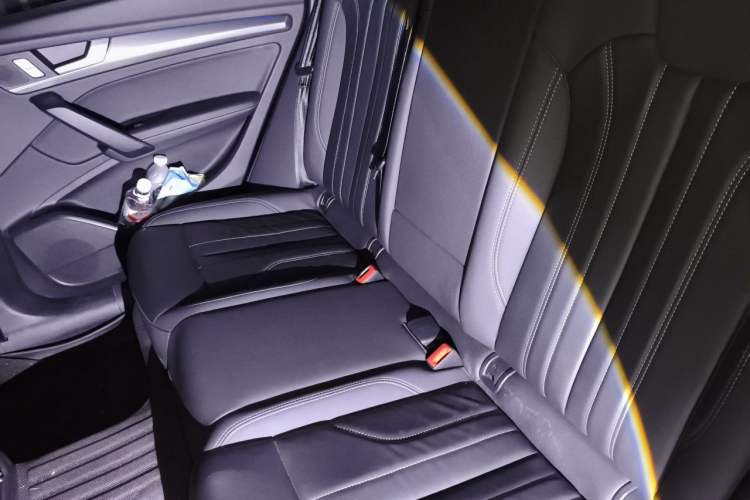 Used Audi Q5L 2024 40 TFSI Luxury Dynamic Edition Left Rear Seat