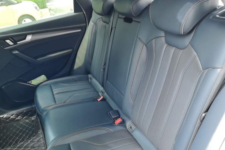 Used Audi Q5L 2024 40 TFSI Luxury Dynamic Edition Left Rear Seat