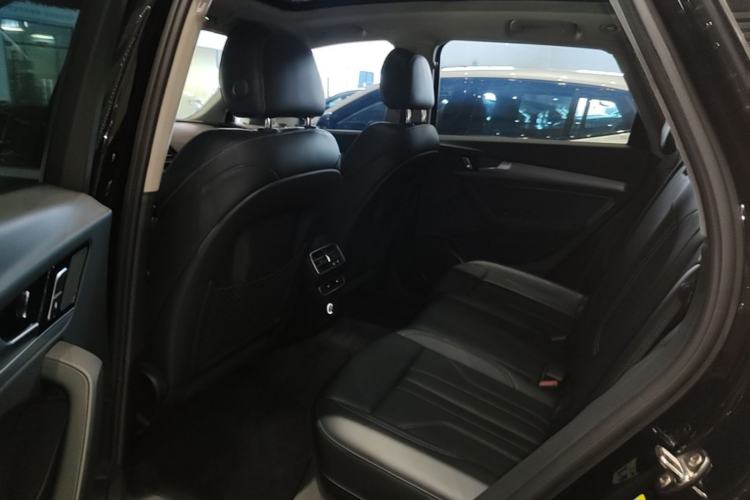 Used Audi Q5L 2024 40 TFSI Fashion Dynamic Model Left Rear Seat