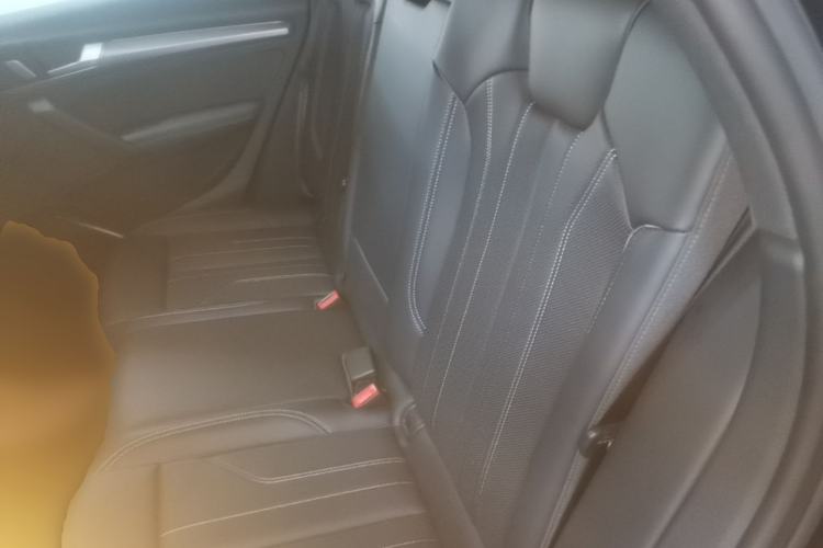 Used Audi Q5L 2024 40 TFSI Luxury Dynamic Edition Left Rear Seat