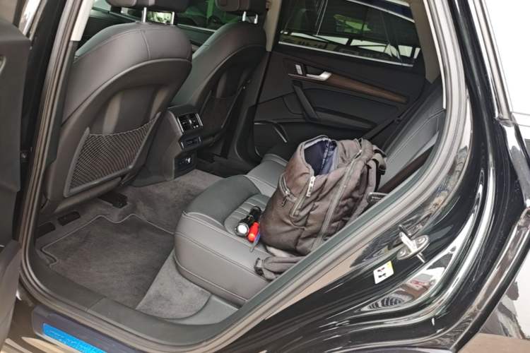 Used Audi Q5L 2024 40 TFSI Luxury Prestige Edition Left Rear Seat