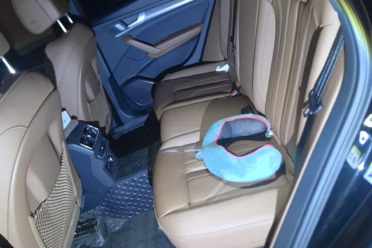 Used Audi Q5L 2024 40 TFSI Luxury Dynamic Edition Left Rear Seat