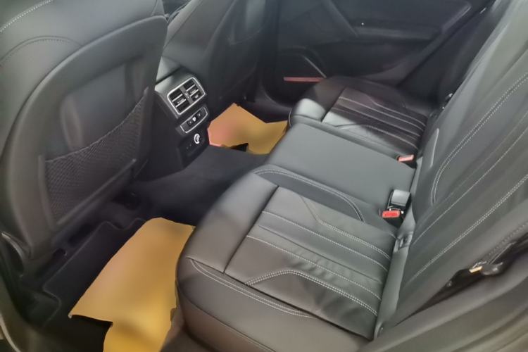 Used Audi Q5L 2024 45 TFSI Luxury Dynamic Model Left Rear Seat