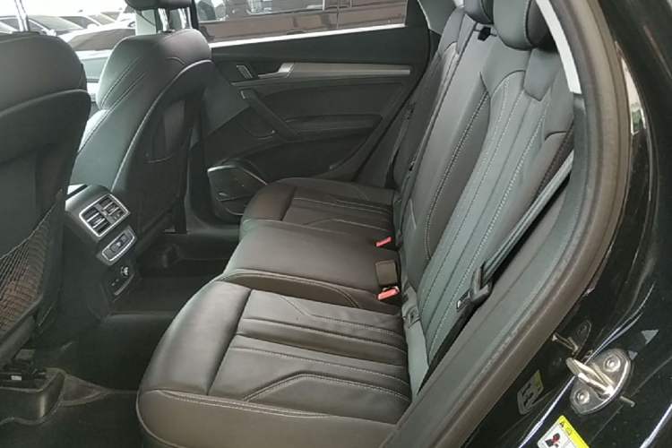 Used Audi Q5L 2024 40 TFSI Fashion Dynamic Model Left Rear Seat