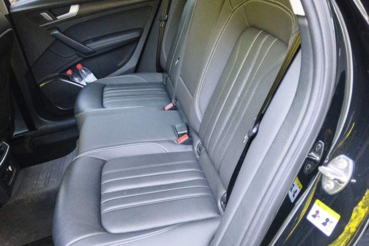 Used Audi Q5L 2024 40 TFSI Luxury Prestige Edition Left Rear Seat