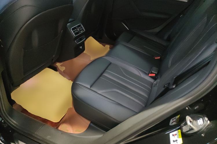 Used Audi Q5L 2024 40 TFSI Luxury Dynamic Edition Left Rear Seat