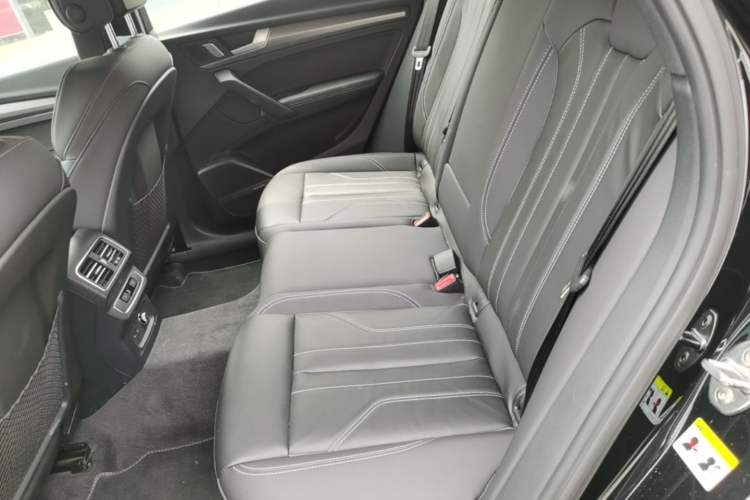 Used Audi Q5L 2024 45 TFSI Luxury Dynamic Model Left Rear Seat