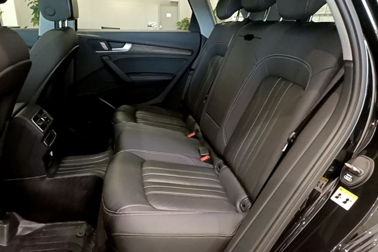 Used Audi Q5L 2024 40 TFSI Luxury Prestige Edition Left Rear Seat