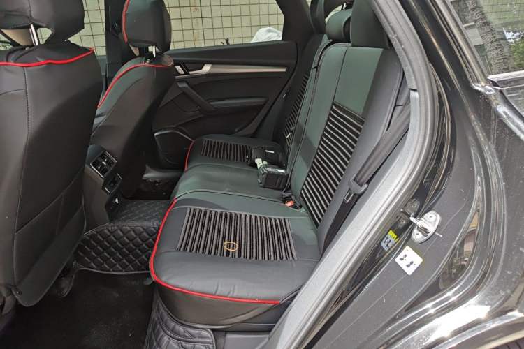 Used Audi Q5L 2024 45 TFSI Luxury Dynamic Model Left Rear Seat
