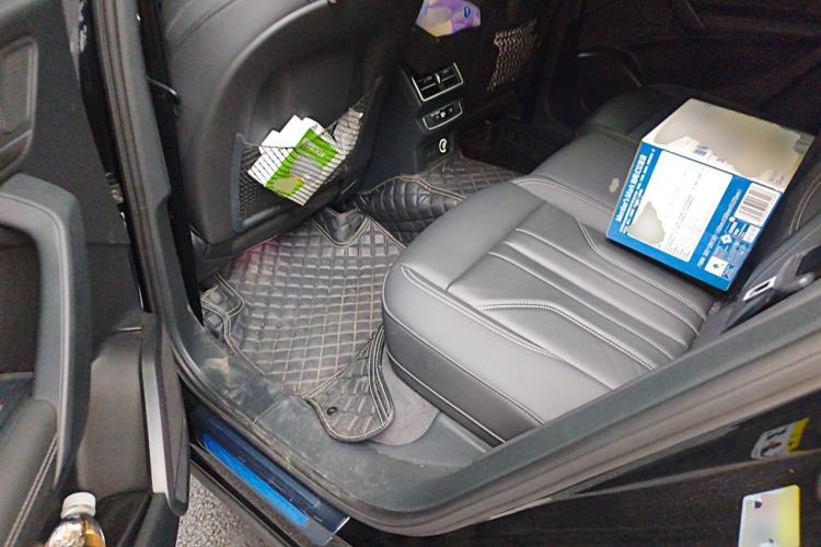 Used Audi Q5L 2024 40 TFSI Luxury Dynamic Edition Left Rear Seat