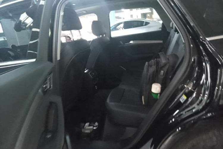 Used Audi Q5L 2024 40 TFSI Fashion Dynamic Model Left Rear Seat