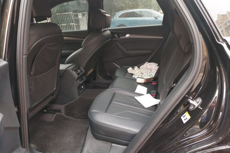 Used Audi Q5L 2024 45 TFSI Luxury Dynamic Model Left Rear Seat