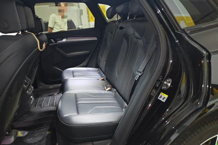 Used Audi Q5L 2024 40 TFSI Luxury Dynamic Edition Left Rear Seat