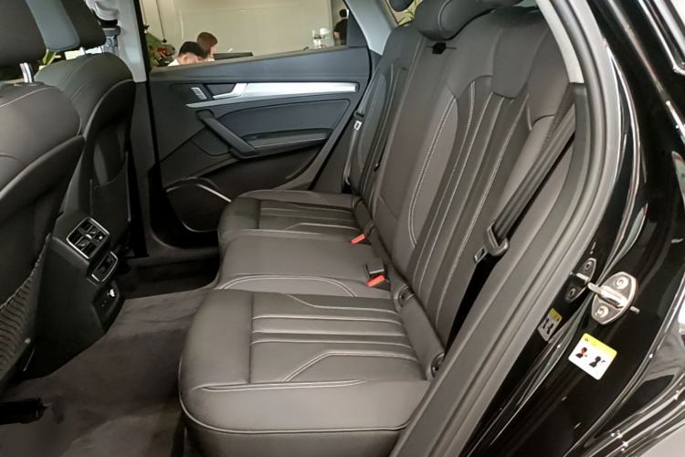 Used Audi Q5L 2024 40 TFSI Fashion Dynamic Model Left Rear Seat