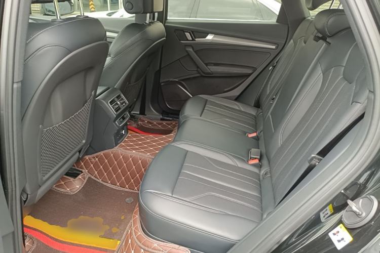 Used Audi Q5L 2024 40 TFSI Luxury Dynamic Edition Left Rear Seat