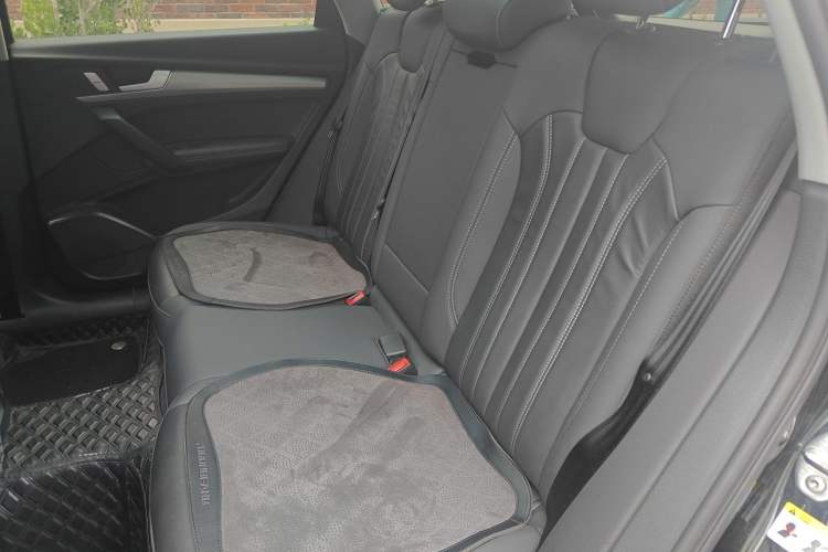 Used Audi Q5L 2024 40 TFSI Fashion Dynamic Model Left Rear Seat