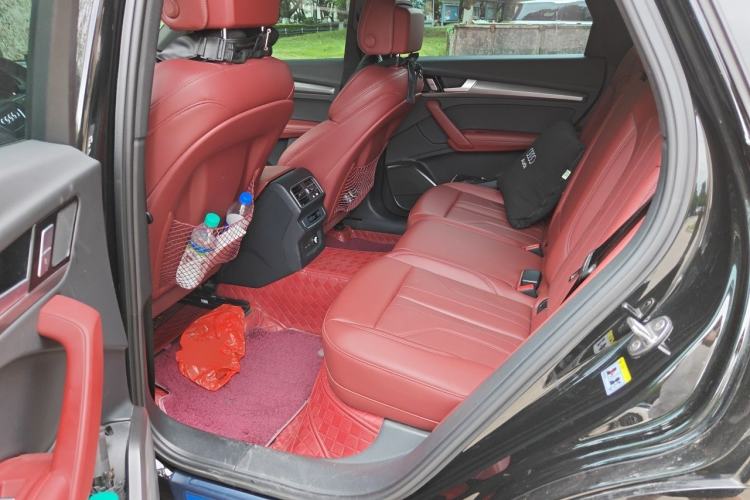Used Audi Q5L 2024 40 TFSI Luxury Dynamic Edition Left Rear Seat