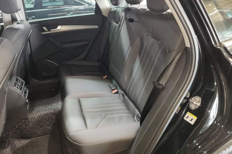 Used Audi Q5L 2024 40 TFSI Fashion Dynamic Model Left Rear Seat
