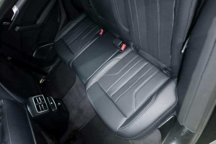 Used Audi Q5L 2024 45 TFSI Luxury Dynamic Model Left Rear Seat