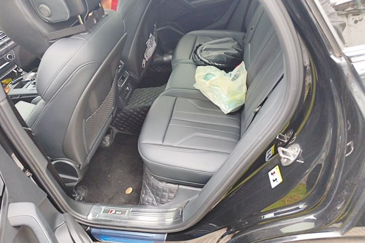 Used Audi Q5L 2024 45 TFSI Luxury Dynamic Model Left Rear Seat