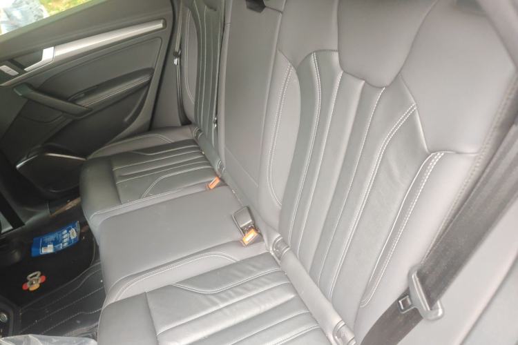 Used Audi Q5L 2024 40 TFSI Luxury Dynamic Edition Left Rear Seat