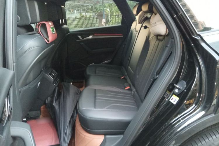 Used Audi Q5L 2024 45 TFSI Luxury Dynamic Model Left Rear Seat