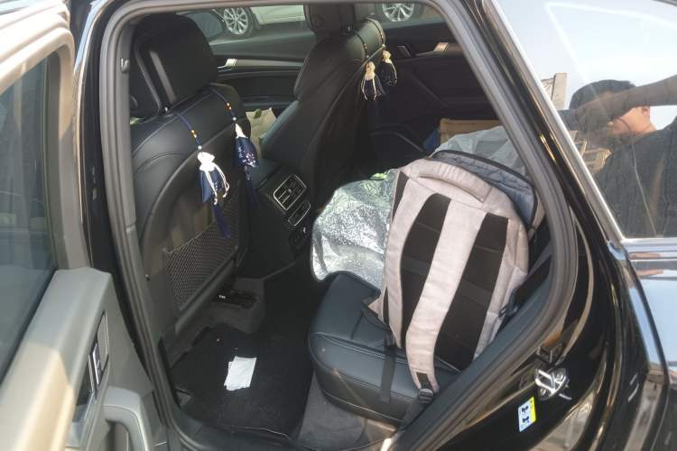 Used Audi Q5L 2024 45 TFSI Luxury Dynamic Model Left Rear Seat