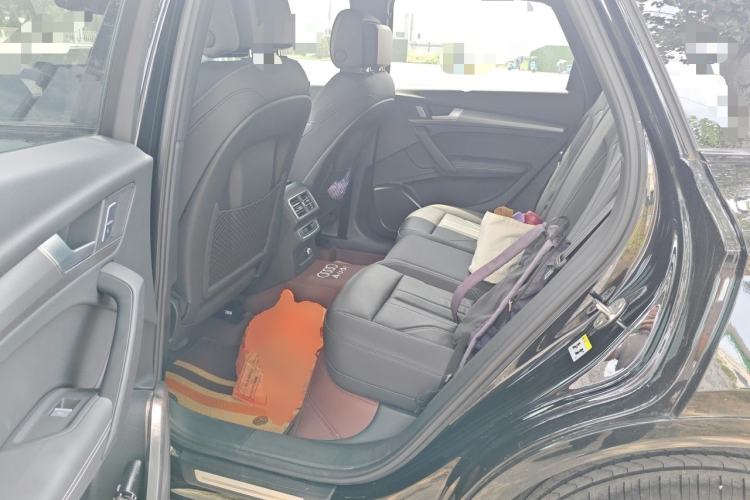 Used Audi Q5L 2024 40 TFSI Luxury Dynamic Edition Left Rear Seat