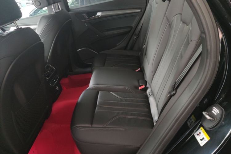 Used Audi Q5L 2024 40 TFSI Luxury Dynamic Edition Left Rear Seat