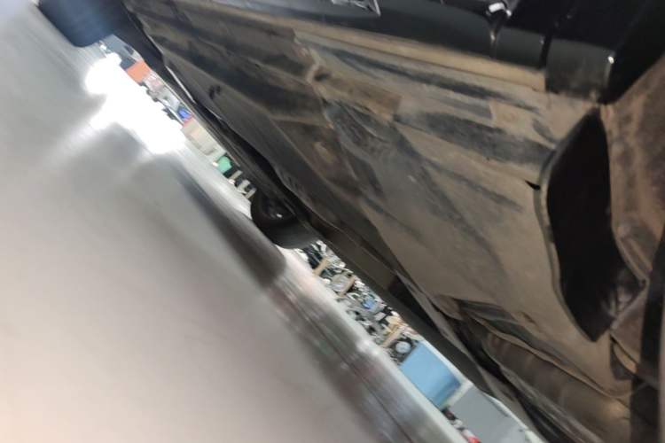 Used Audi Q5L 2024 40 TFSI Luxury Dynamic Edition Left Side Sill