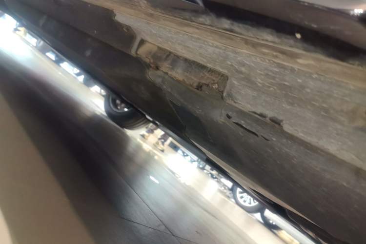 Used Audi Q5L 2024 40 TFSI Fashion Dynamic Model Left Side Sill