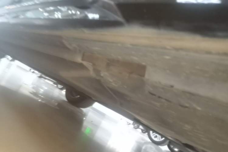 Used Audi Q5L 2024 40 TFSI Luxury Dynamic Edition Left Side Sill