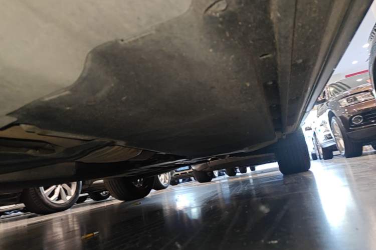 Used Audi Q5L 2024 45 TFSI Luxury Dynamic Model Left Side Sill