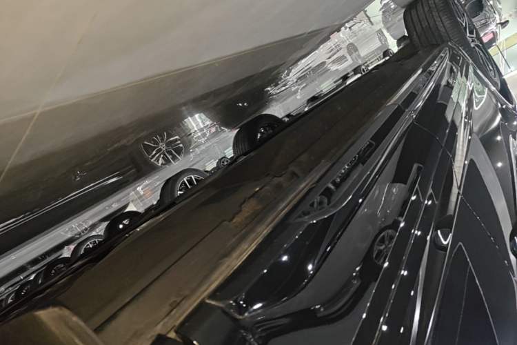 Used Audi Q5L 2024 45 TFSI Luxury Dynamic Model Left Side Sill