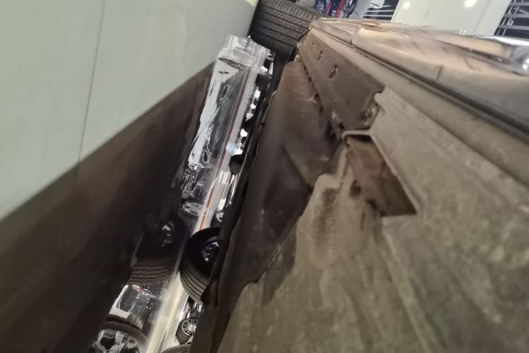 Used Audi Q5L 2024 45 TFSI Luxury Dynamic Model Left Side Sill