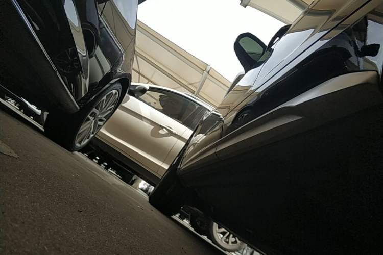 Used Audi Q5L 2024 40 TFSI Fashion Dynamic Model Left Side Sill