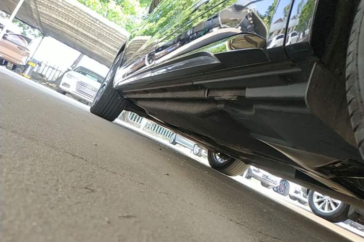 Used Audi Q5L 2024 45 TFSI Luxury Dynamic Model Left Side Sill