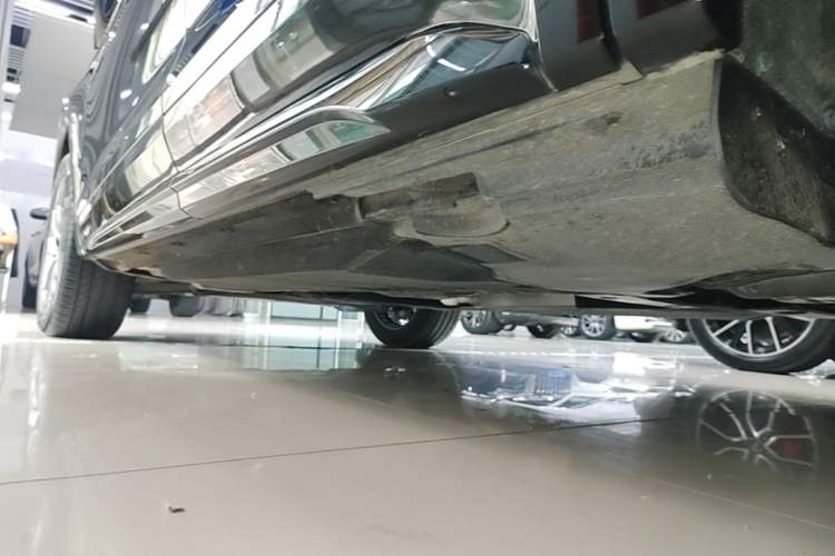 Used Audi Q5L 2024 40 TFSI Luxury Dynamic Edition Left Side Sill