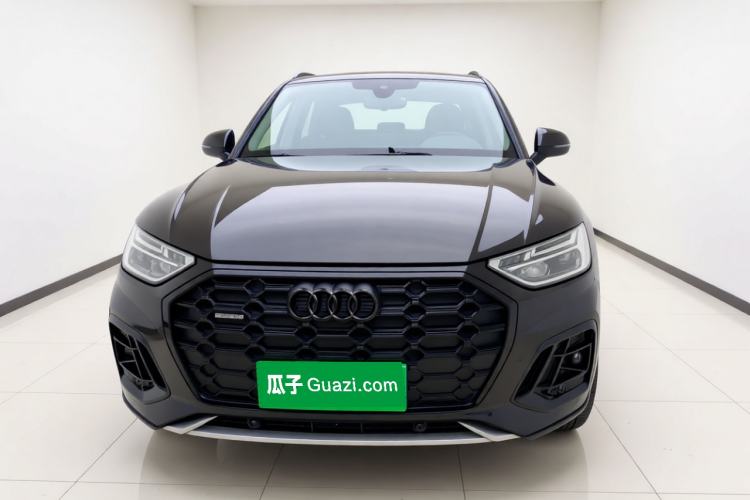 Audi Q5L 2024 40 TFSI Luxury Dynamic Edition